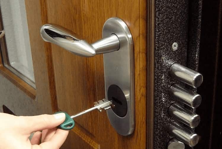 راهنمای انتخاب قفل و یراق آلات و درب ضد سرقت قفل ایران ghofl iran